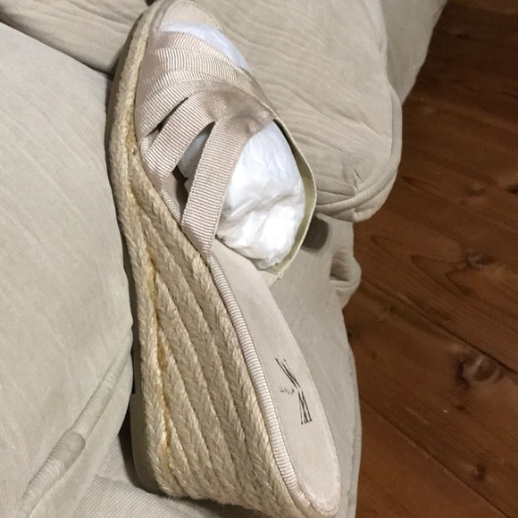 Sandals - Picture 4 of 5